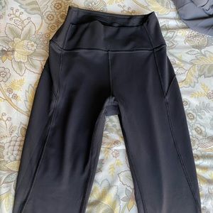Lululemon In Movement Tights 25”